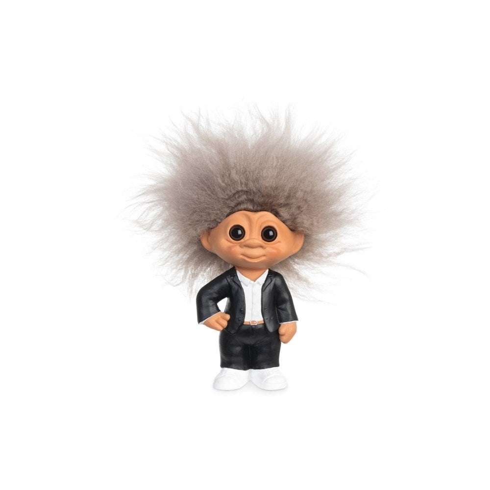 Lyckotroll Konfirmationskille. Firande troll. Höjd: 9 cm. Material: Polyresin, fårskinn.