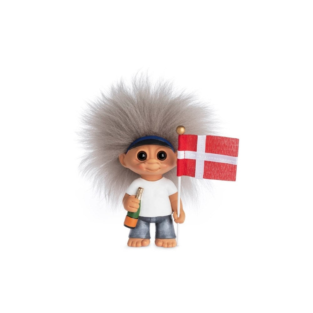 Lyckotroll Examenskille. Firande troll. Höjd: 9 cm. Material: Polyresin, fårskinn. Färg: Blå