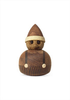 Trädekoration tomtenisse. Färg: Natur. Mått: H8 cm. Material: FSC mörk mahogny, FSC lönn, FSC termoask, FSC ek. Designer: Thor Høy