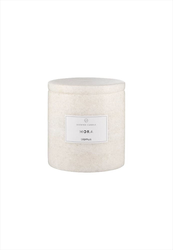 Frabli Doftljus Marmor 10 cm Moonbeam. Mått: Höjd 11 cm, Ø 10 cm. Material: Marmor, aluminium, naturligt sojavax