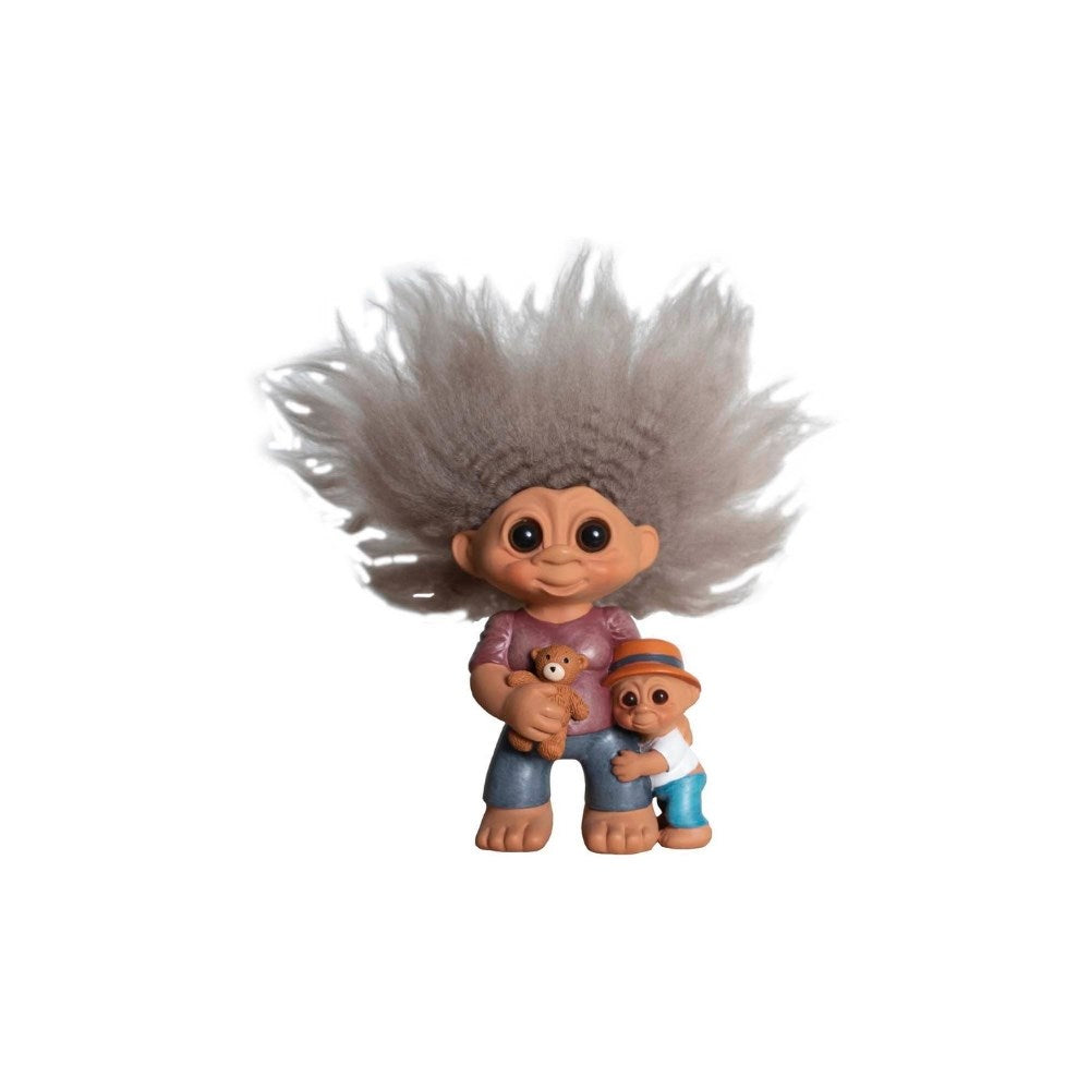 Lyckotroll Förskollärare. Vardagstroll. Höjd: 9 cm. Material: Polyresin, fårskinn.