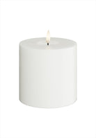 LED Blockljus. Färg: Vit. Material: Paraffin wax / resin. Mått: 10x10 cm (exkl. flamman på 2 cm). Batteri: 3 x AA (Ingår inte). Batteritid: 500+ timmar