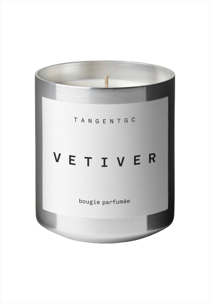 Doftljus 200 gr. Brinntid: 60 timmar. Doft: Vetiver 