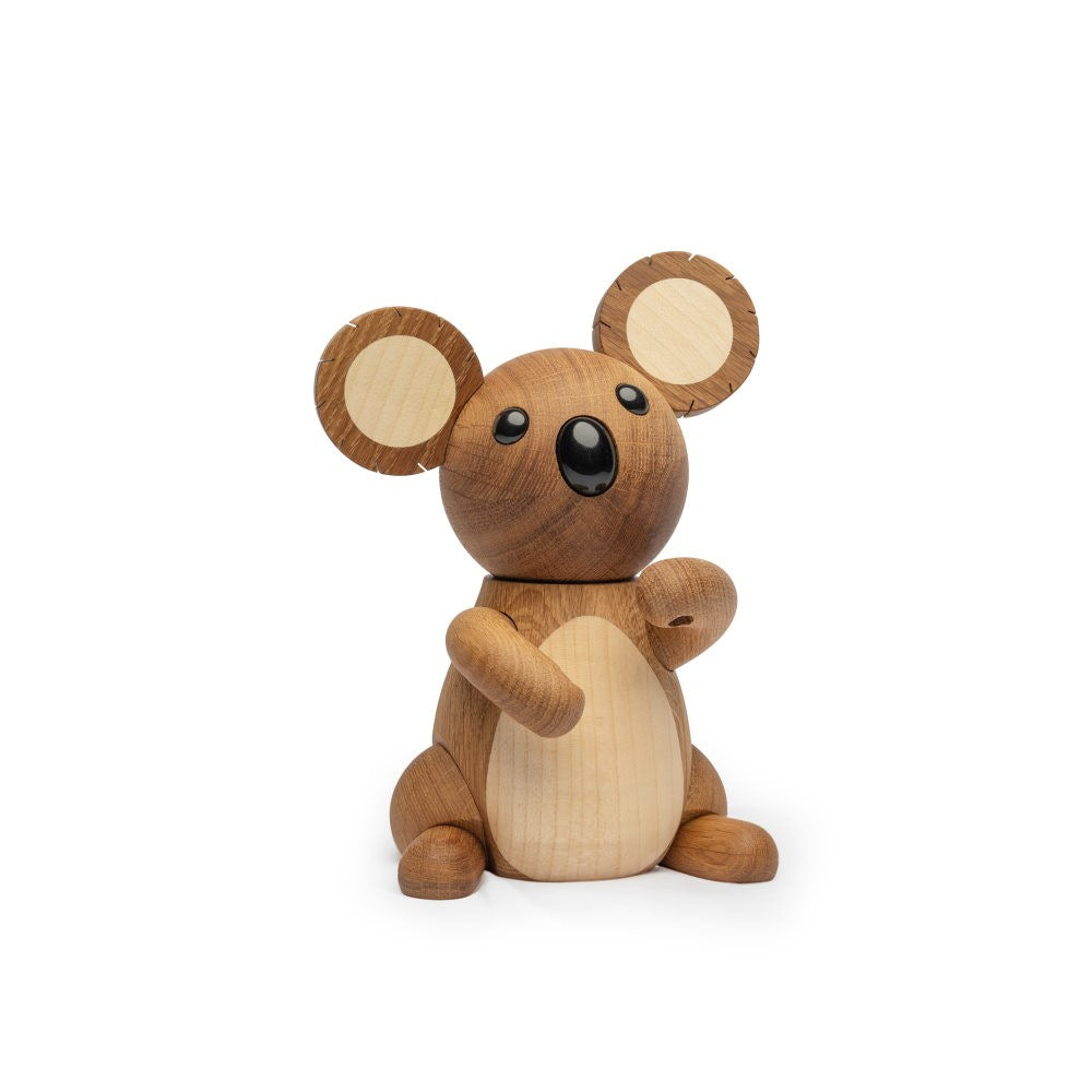 Trädekoration Koala. Färg: Natur. Mått: L9 cm / B13,5 / H17,5 cm. Material: FSC Ek.