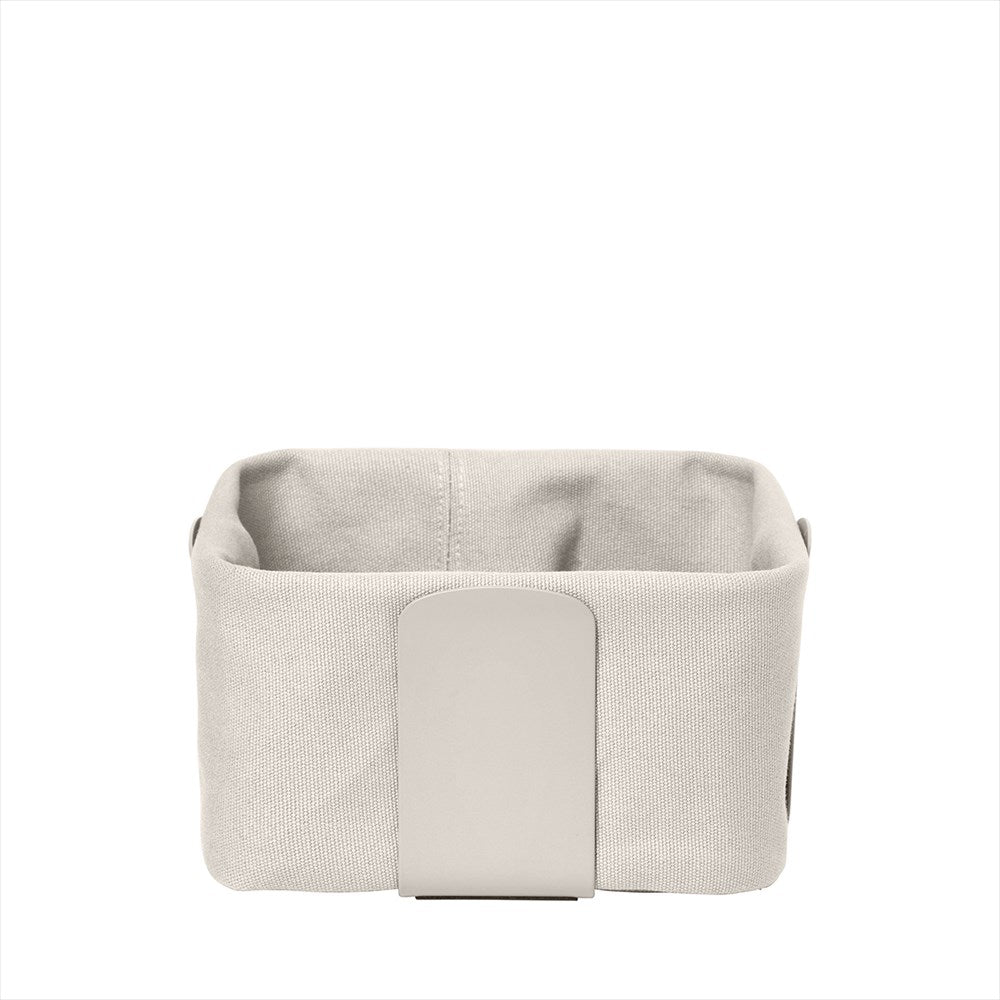 Brödkorg. B 20 cm, L 20 cm, H 10 cm. Färg: Moonbeam